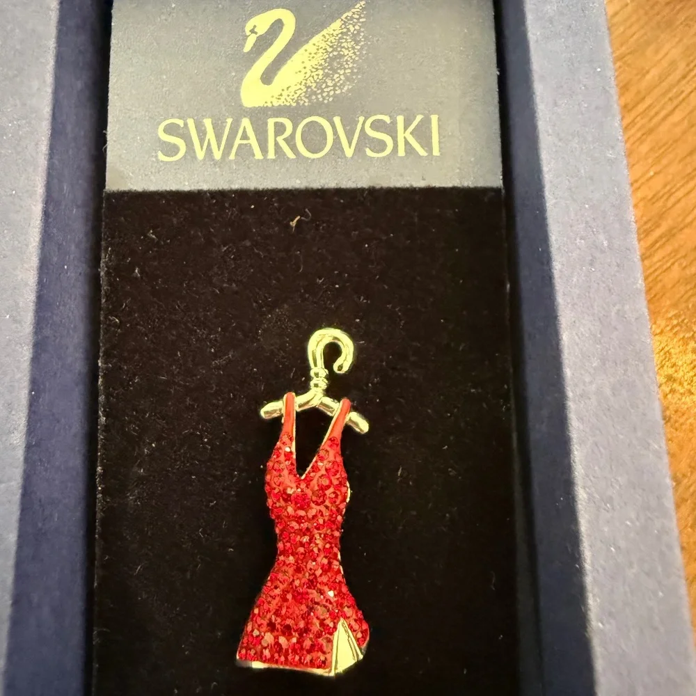 Swarovski Red Dress Pin - Picture 1 of 1